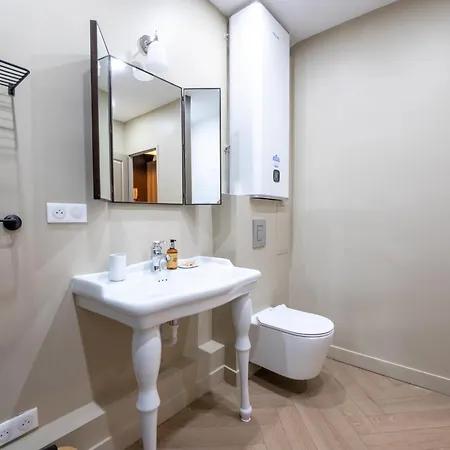 Renovated 1-br Heart Of Appartement Cannes