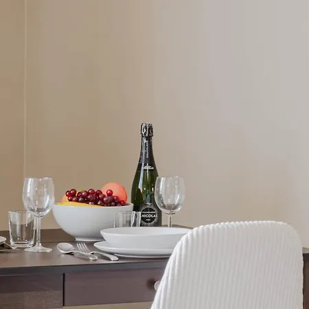 Appartement Renovated 1-br Heart Of Cannes