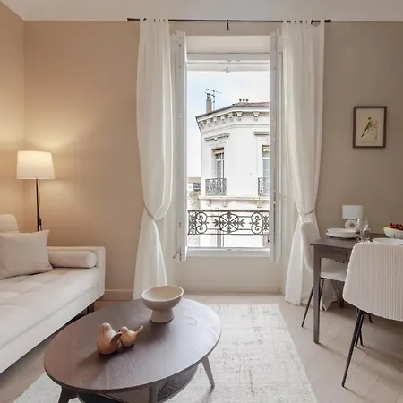 Daire Beautiful 1-br - Heart Of